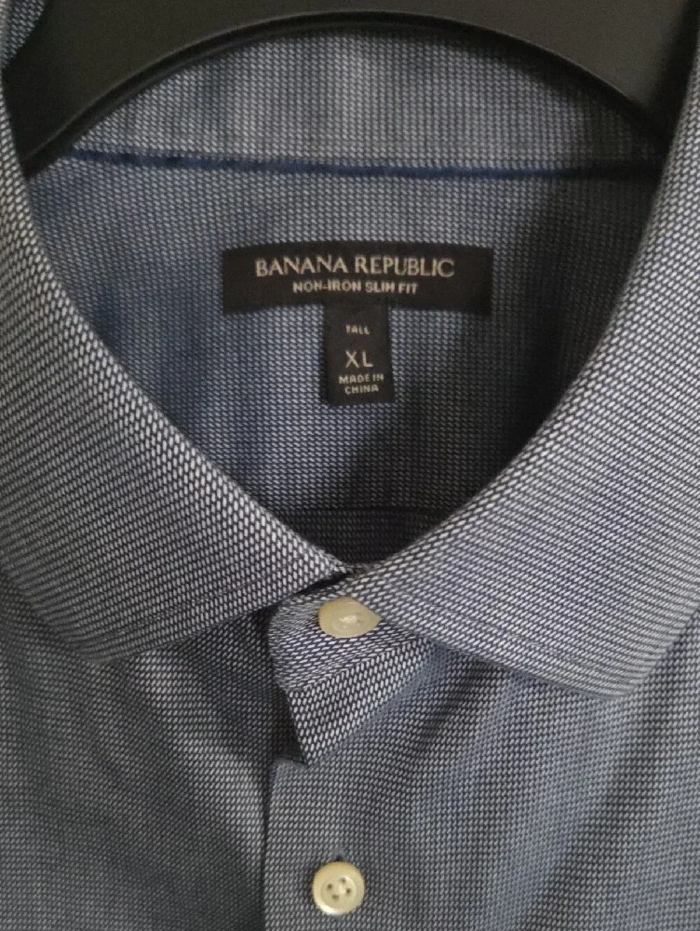 Banana Republic Men's Navy Textured Dress Shirt